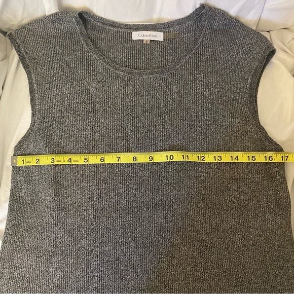 Calvin Klein vintage sweater vest - Picture 6 of 9